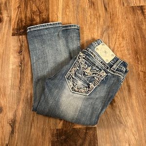 Miss Me mid rise capris